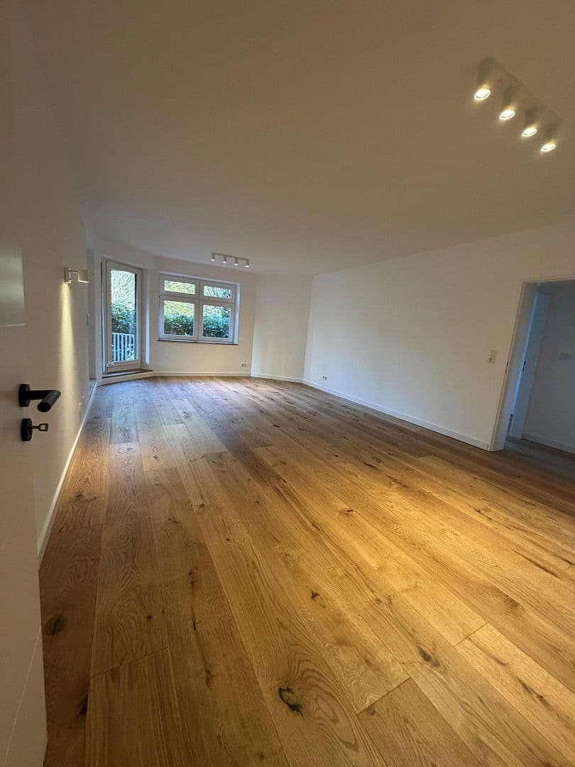 Predaj bytu 3-izbový 77 m², Schwachhauser Heerstr. 349, Bremen, Brémy Predaj bytu 3-izbový 77 m², Schwachhauser Heerstr. 349, Bremen, Brémy