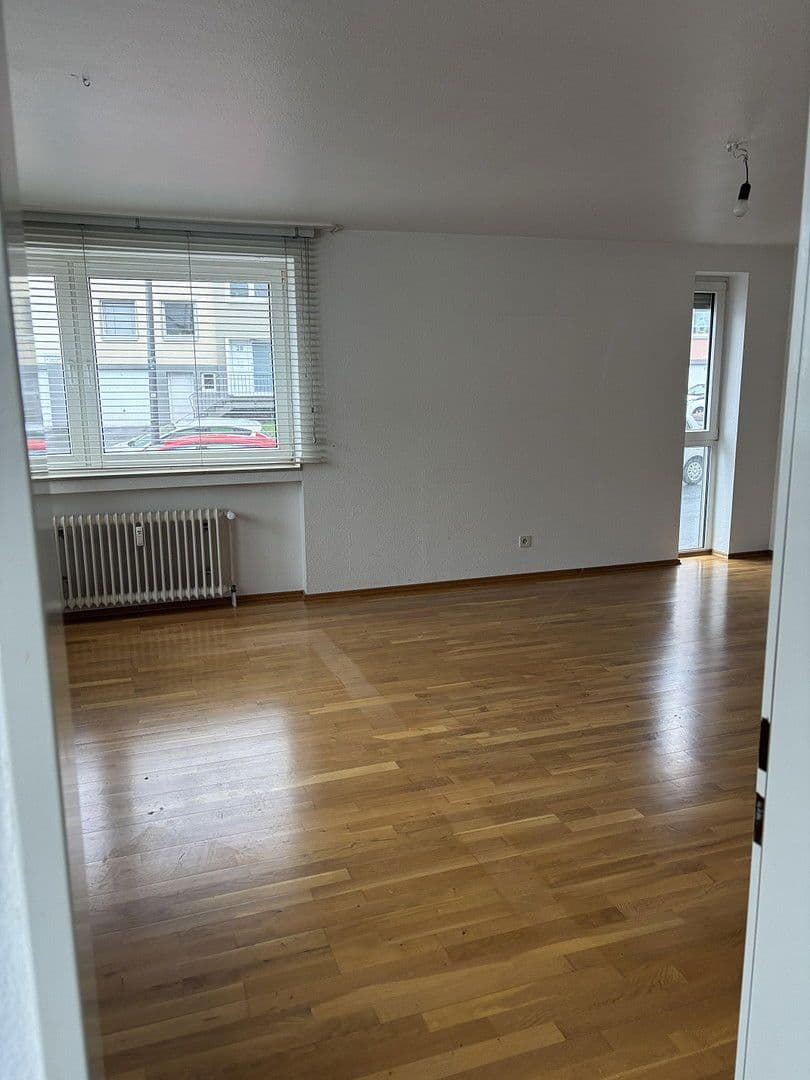 Prenájom bytu 2-izbový 60 m², Aachen, Severné Porýnie - Westfálsko Prenájom bytu 2-izbový 60 m², Aachen, Severné Porýnie - Westfálsko