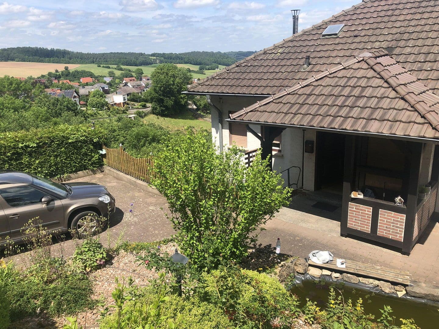 Predaj domu 250 m², pozemek 1.600 m², Ölberg 25, Nentershausen, Hesensko Predaj domu 250 m², pozemek 1.600 m², Ölberg 25, Nentershausen, Hesensko