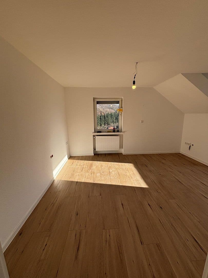 Prenájom bytu 3-izbový 70 m², Langgöns, Hesensko Prenájom bytu 3-izbový 70 m², Langgöns, Hesensko