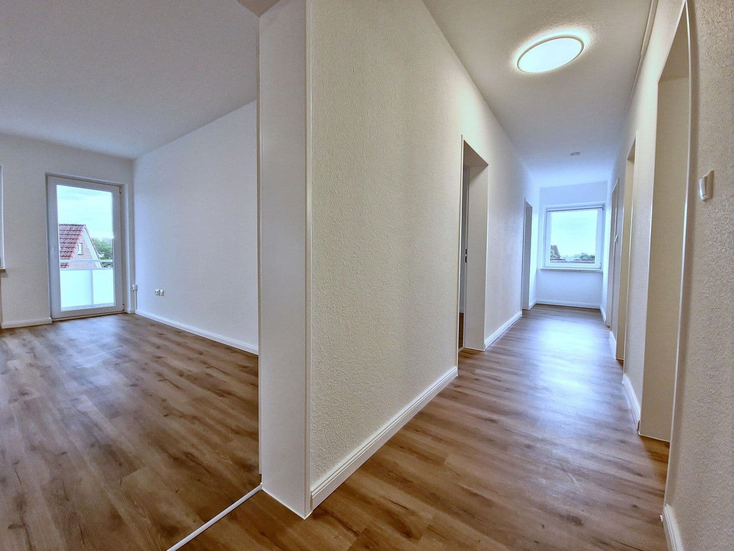 Predaj bytu 3-izbový 83 m², Harburger Straße, Stade, Dolné Sasko Predaj bytu 3-izbový 83 m², Harburger Straße, Stade, Dolné Sasko