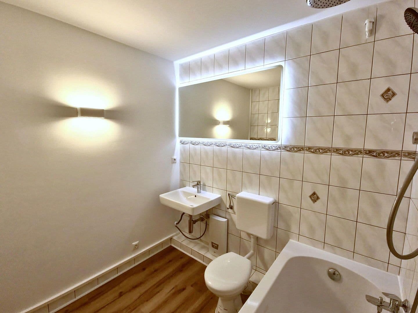 Predaj bytu 3-izbový 83 m², Harburger Straße, Stade, Dolné Sasko Predaj bytu 3-izbový 83 m², Harburger Straße, Stade, Dolné Sasko