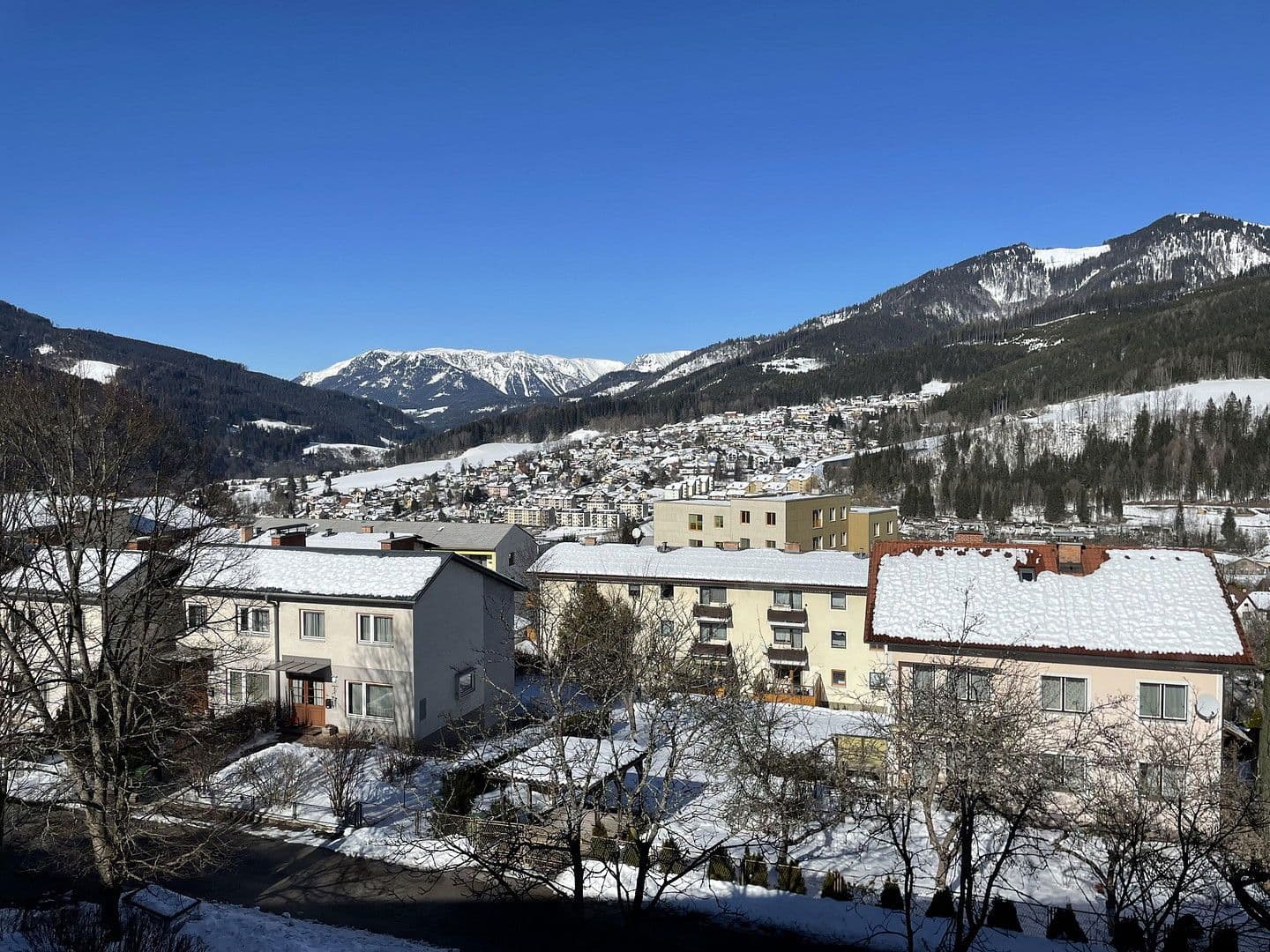 Prenájom bytu 1-izbový 28 m², Mürzzuschlag, Štajersko Prenájom bytu 1-izbový 28 m², Mürzzuschlag, Štajersko