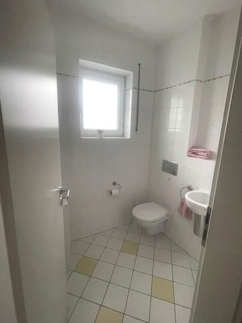 Prenájom domu 210 m², pozemek 465 m², Ulmenstrasse 0, Gauting, Bavorsko Prenájom domu 210 m², pozemek 465 m², Ulmenstrasse 0, Gauting, Bavorsko