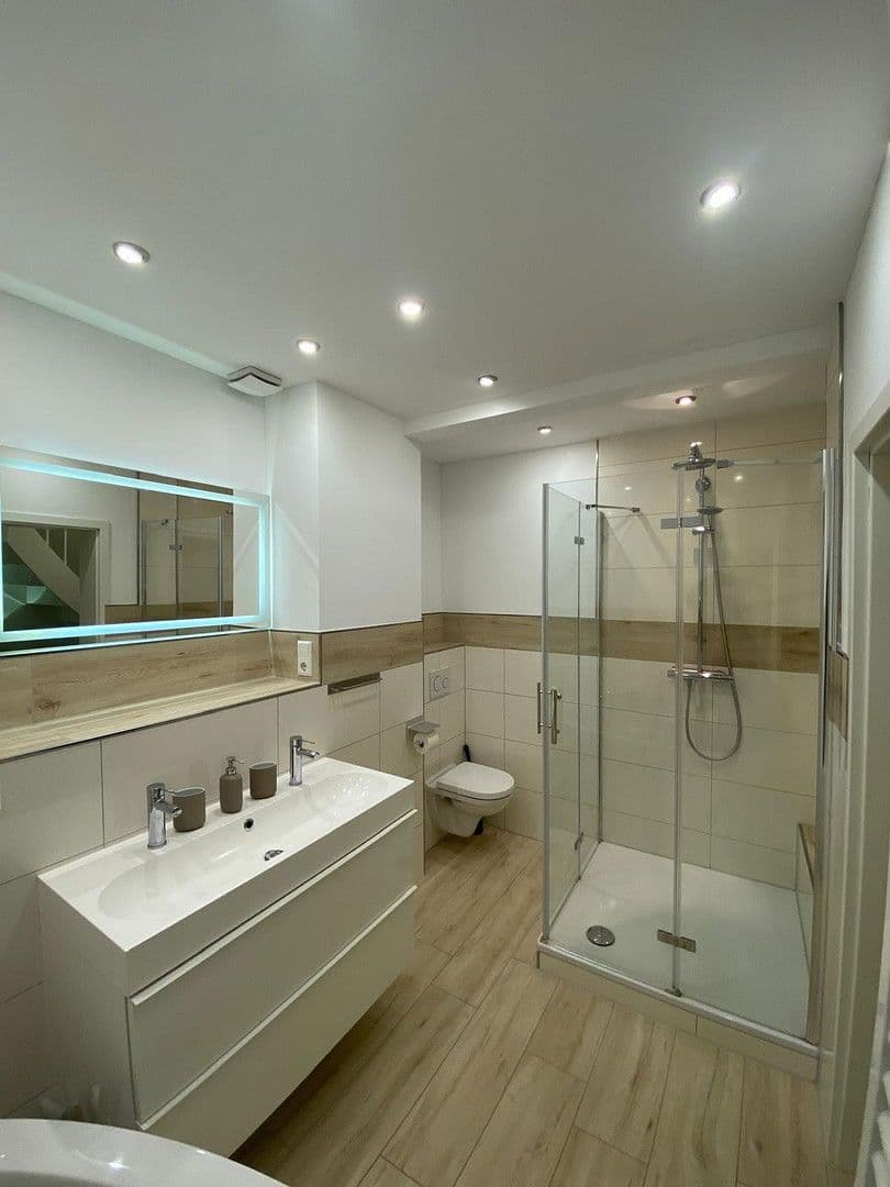 Predaj domu 110 m², pozemek 178 m², Winsen (Luhe), Dolné Sasko Predaj domu 110 m², pozemek 178 m², Winsen (Luhe), Dolné Sasko