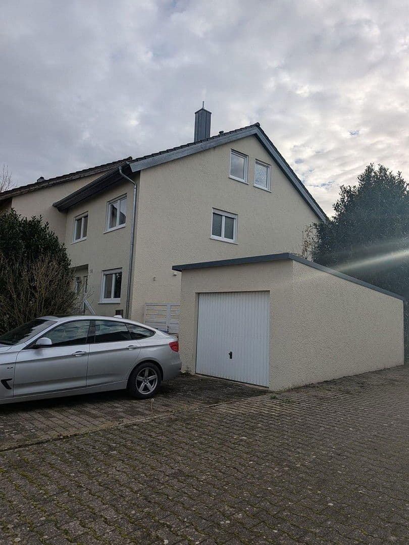 Predaj domu 139 m², pozemek 410 m², Gemmingen, Bádensko-Wurttembersko Predaj domu 139 m², pozemek 410 m², Gemmingen, Bádensko-Wurttembersko
