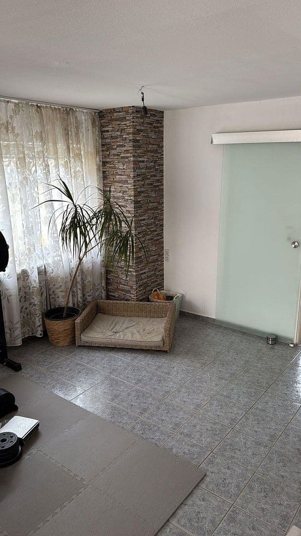 Predaj domu 139 m², pozemek 410 m², Gemmingen, Bádensko-Wurttembersko Predaj domu 139 m², pozemek 410 m², Gemmingen, Bádensko-Wurttembersko