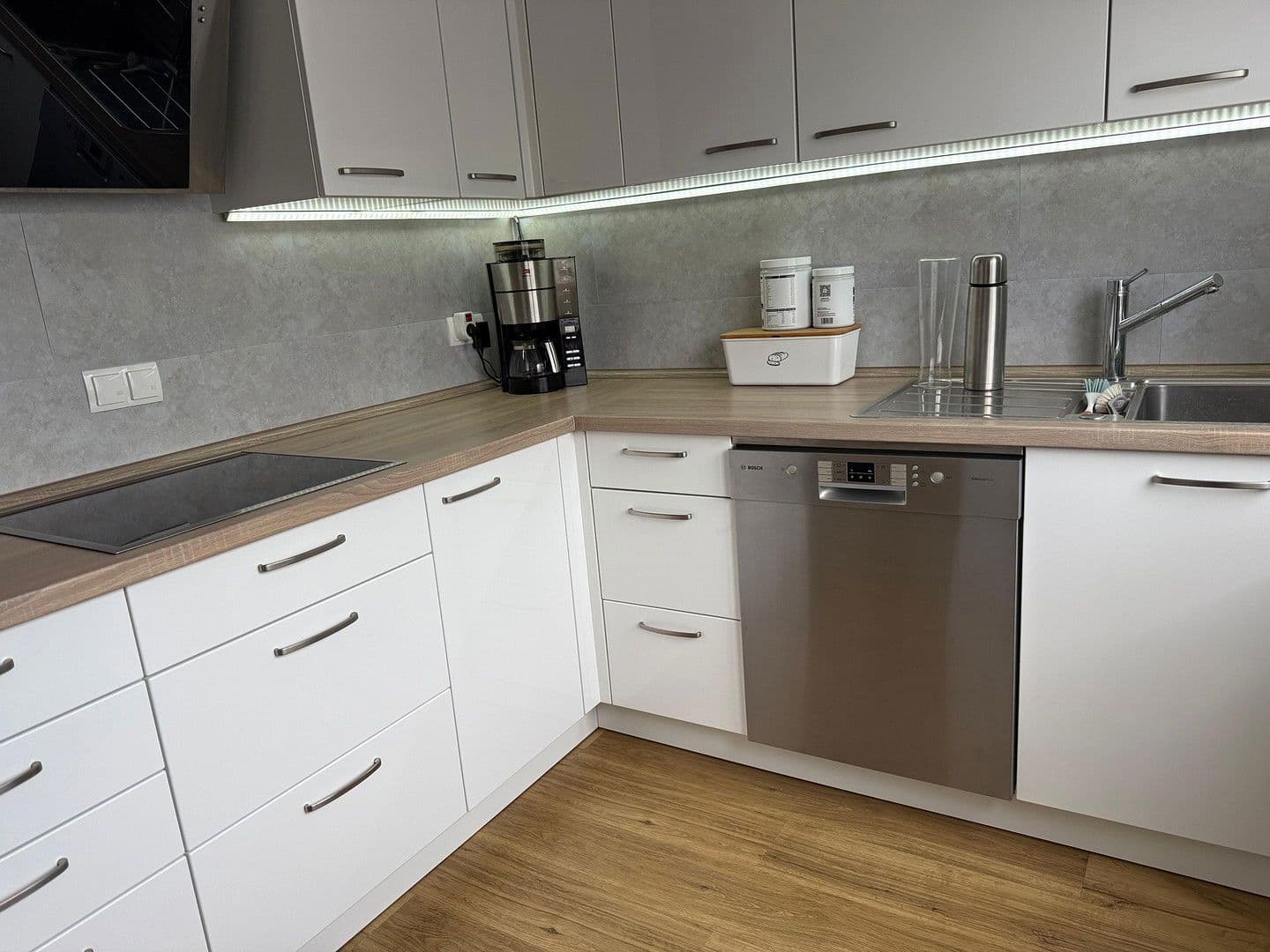 Predaj domu 139 m², pozemek 410 m², Gemmingen, Bádensko-Wurttembersko Predaj domu 139 m², pozemek 410 m², Gemmingen, Bádensko-Wurttembersko