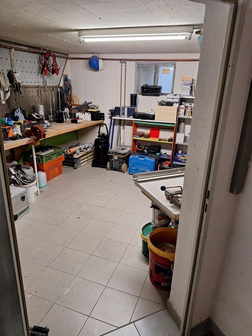 Predaj domu 175 m², pozemek 757 m², Krokusweg 1, Münsingen, Bádensko-Wurttembersko Predaj domu 175 m², pozemek 757 m², Krokusweg 1, Münsingen, Bádensko-Wurttembersko