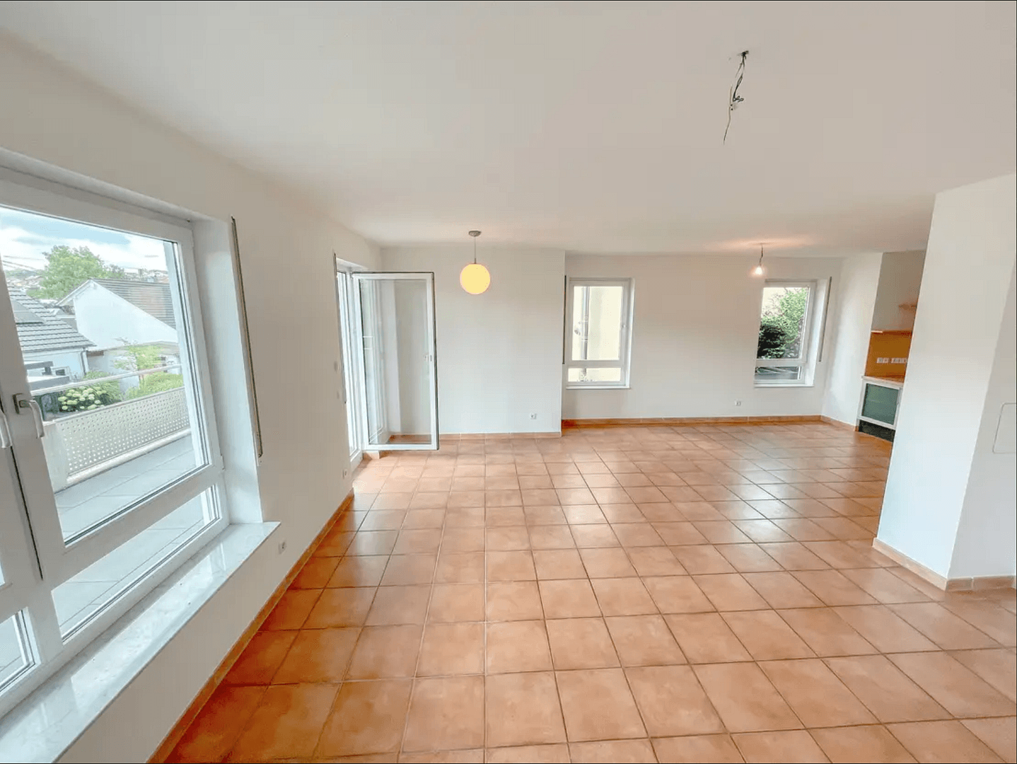 Predaj domu 170 m², pozemek 327 m², Weissach, Bádensko-Wurttembersko Predaj domu 170 m², pozemek 327 m², Weissach, Bádensko-Wurttembersko