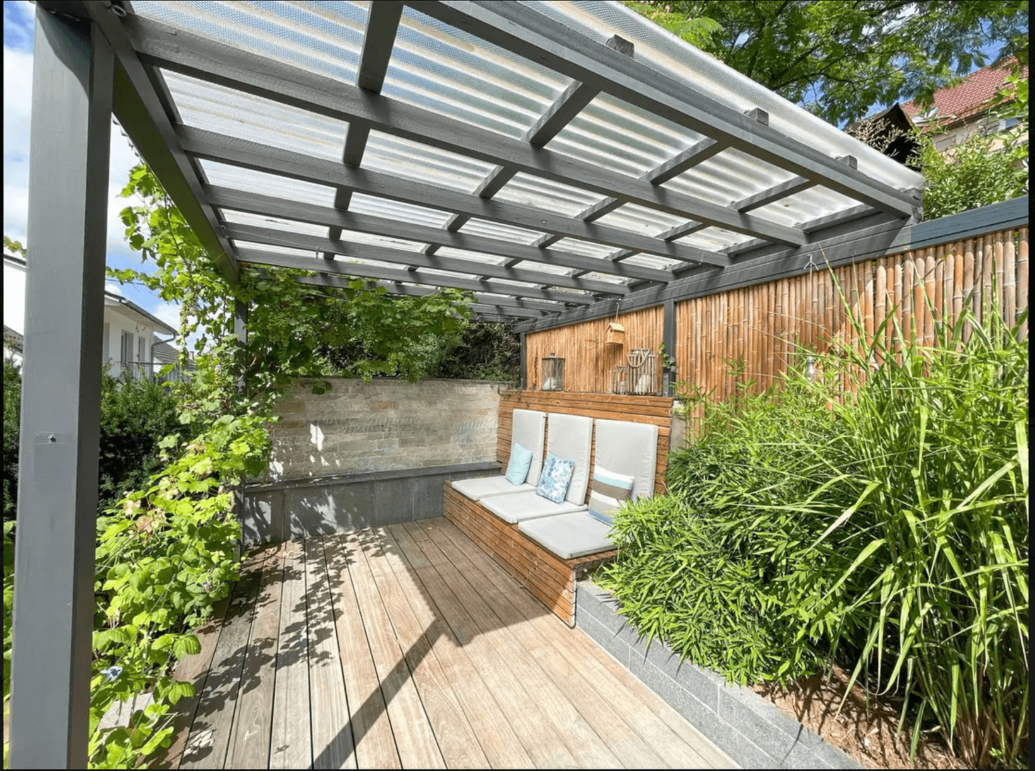 Predaj domu 170 m², pozemek 327 m², Weissach, Bádensko-Wurttembersko Predaj domu 170 m², pozemek 327 m², Weissach, Bádensko-Wurttembersko