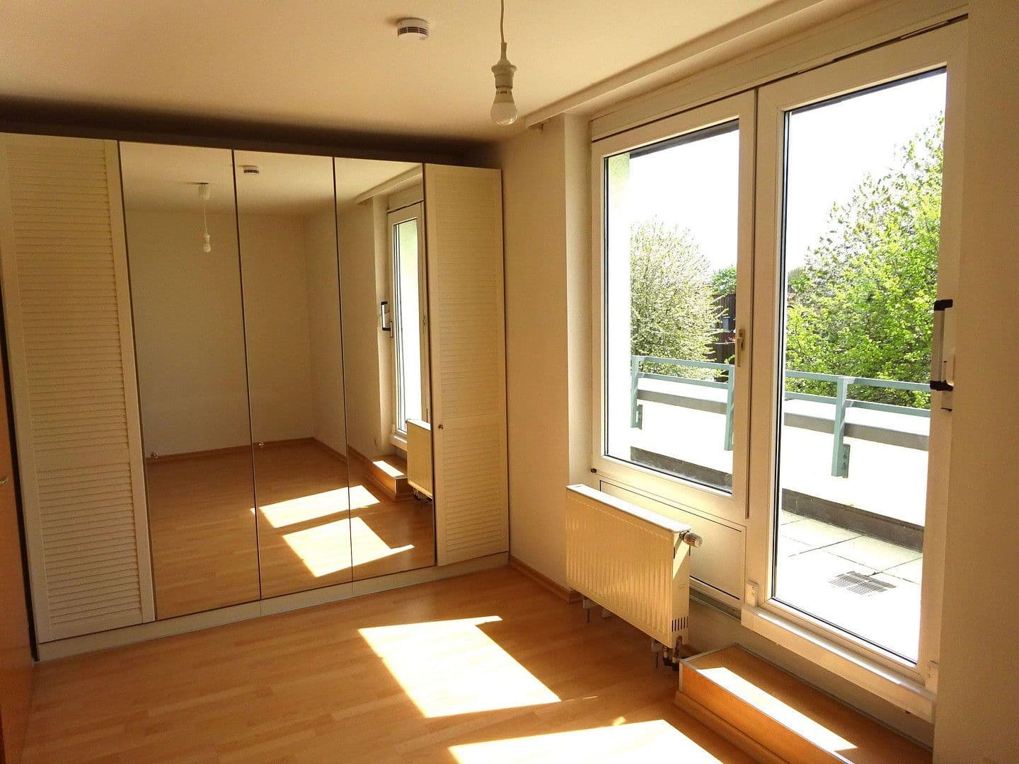 Predaj bytu 2-izbový 66 m², Am Weiher, Unterschleißheim, Bavorsko Predaj bytu 2-izbový 66 m², Am Weiher, Unterschleißheim, Bavorsko