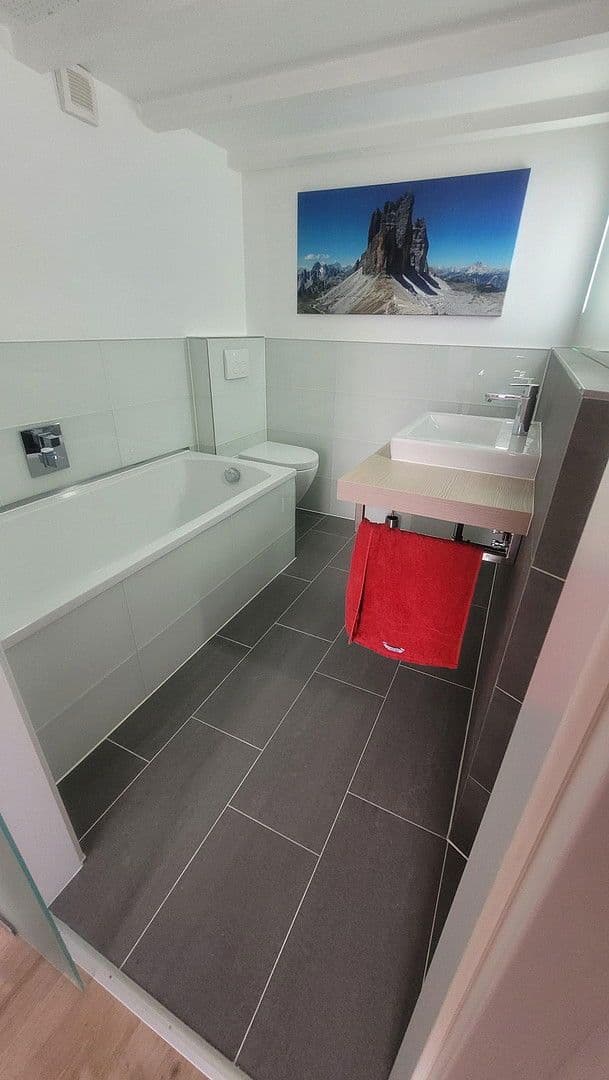 Predaj bytu 3-izbový 129 m², Am Weinfaß 60, Rüsselsheim am Main, Hesensko Predaj bytu 3-izbový 129 m², Am Weinfaß 60, Rüsselsheim am Main, Hesensko