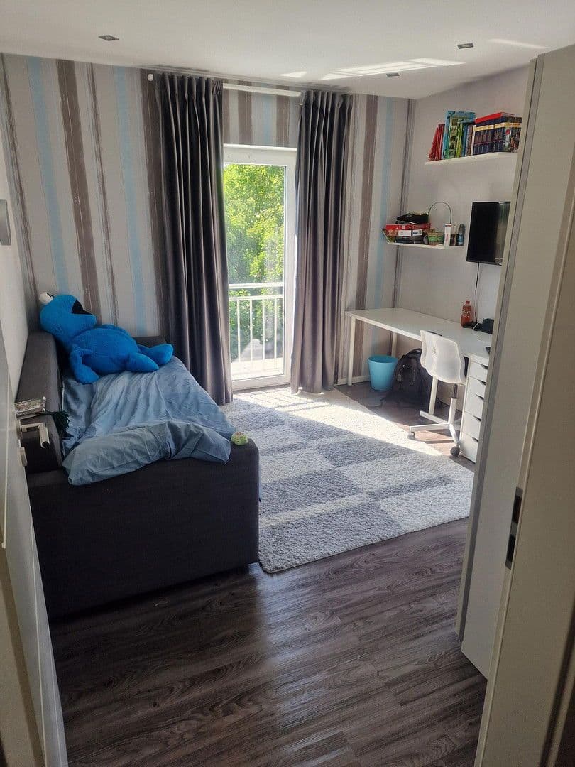 Predaj domu 233 m², pozemek 369 m², Andernach, Porýnie-Falcko Predaj domu 233 m², pozemek 369 m², Andernach, Porýnie-Falcko