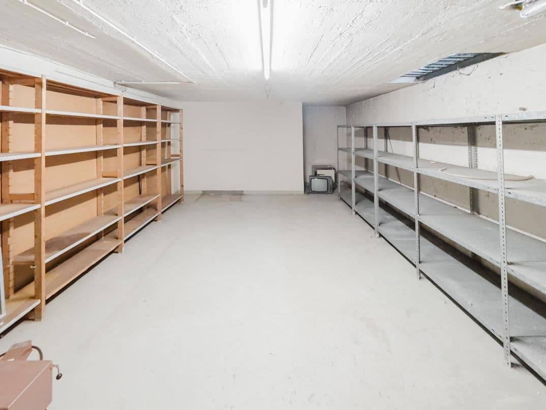 Prenájom nebytového priestoru 202 m², Röntgenstr. 6, Bonn, Severné Porýnie - Westfálsko Prenájom nebytového priestoru 202 m², Röntgenstr. 6, Bonn, Severné Porýnie - Westfálsko