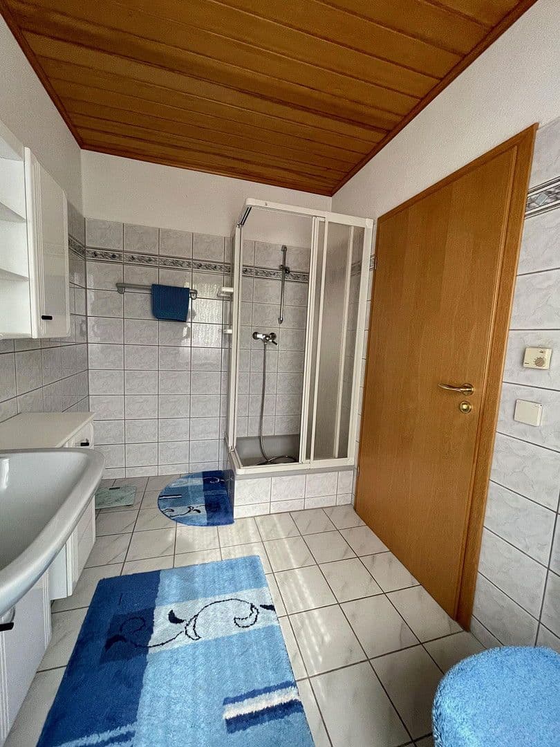 Predaj domu 175 m², pozemek 863 m², Erfurter Str. 4, Bad Emstal, Hesensko Predaj domu 175 m², pozemek 863 m², Erfurter Str. 4, Bad Emstal, Hesensko