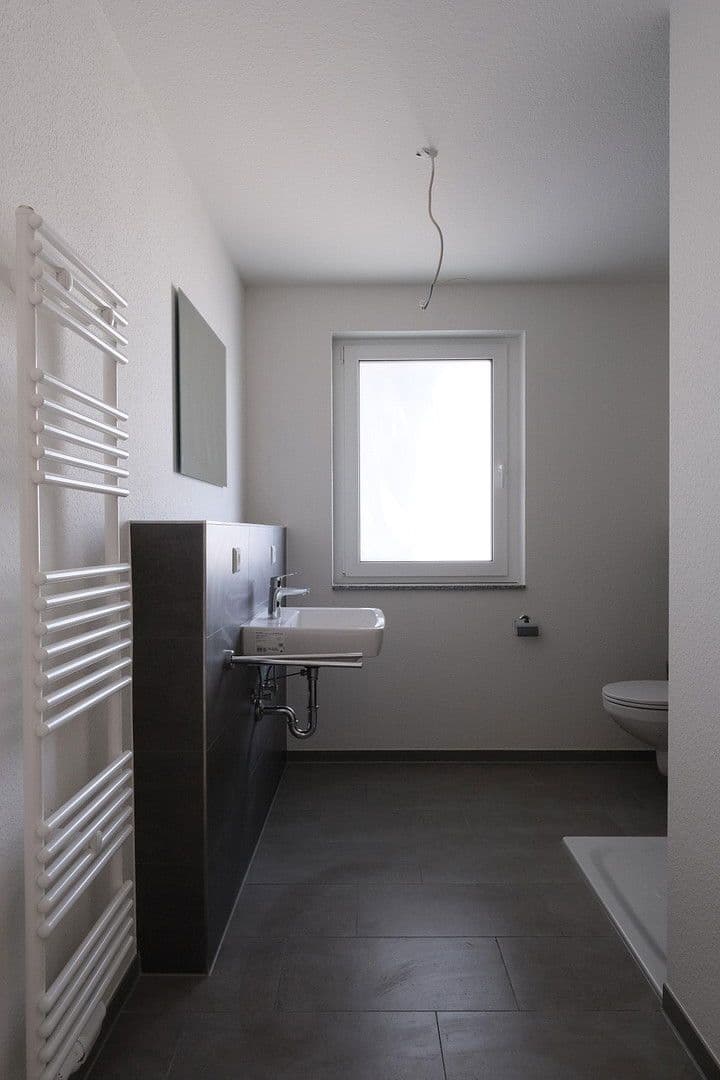 Prenájom bytu 2-izbový 59 m², Villingen-Schwenningen, Bádensko-Wurttembersko Prenájom bytu 2-izbový 59 m², Villingen-Schwenningen, Bádensko-Wurttembersko