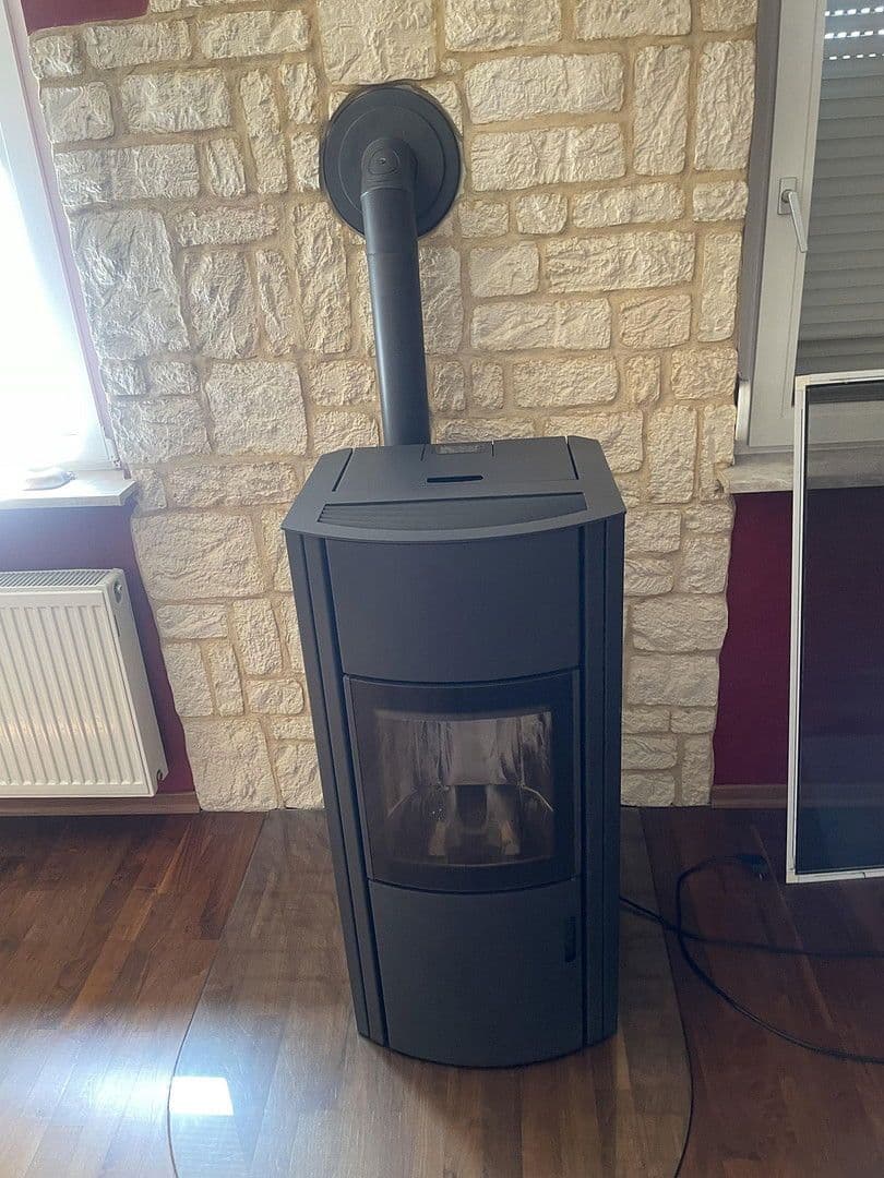 Predaj domu 249 m², pozemek 550 m², Bergstraße 14, Herrstein, Porýnie-Falcko Predaj domu 249 m², pozemek 550 m², Bergstraße 14, Herrstein, Porýnie-Falcko