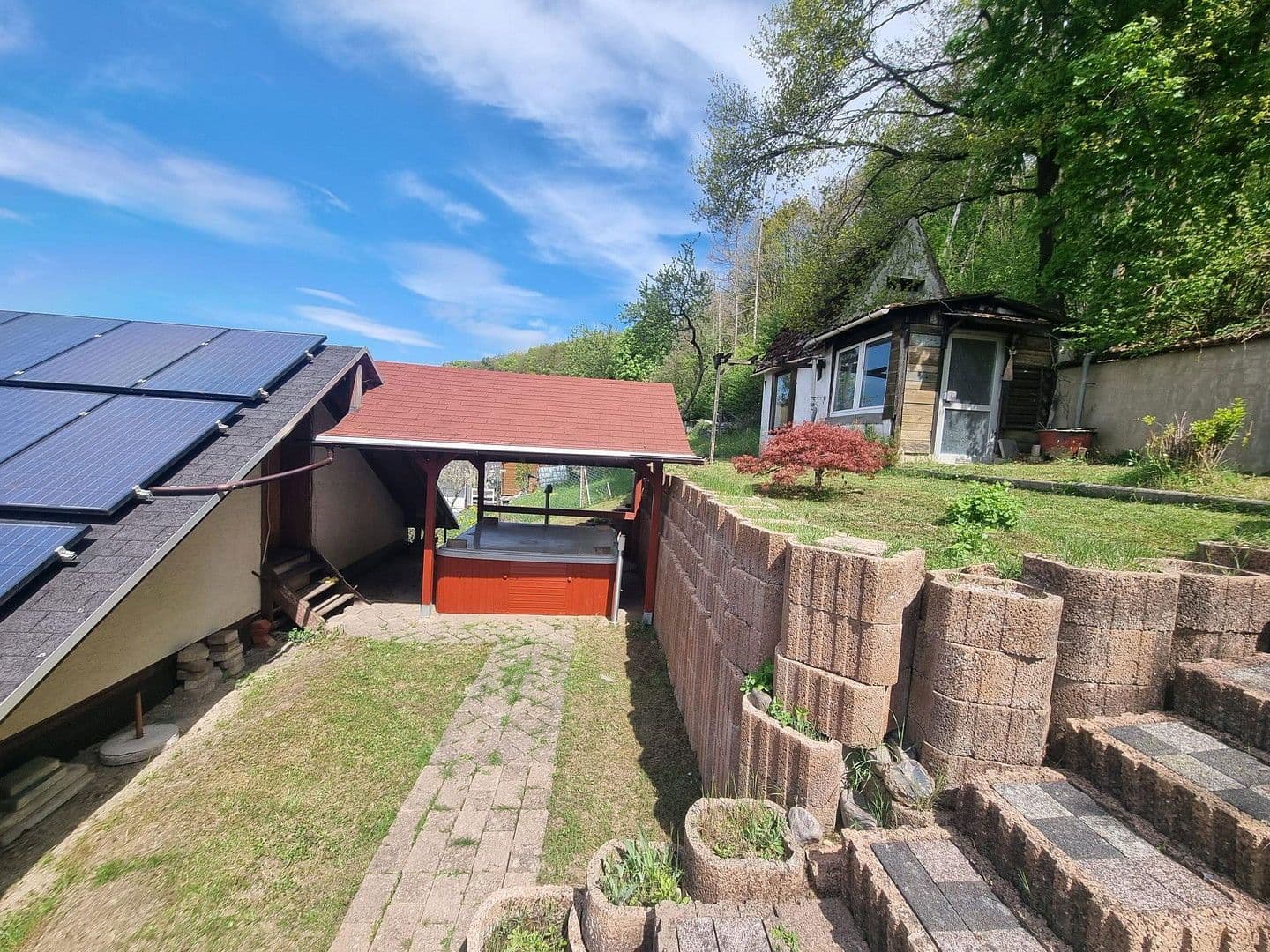 Predaj domu 249 m², pozemek 550 m², Bergstraße 14, Herrstein, Porýnie-Falcko Predaj domu 249 m², pozemek 550 m², Bergstraße 14, Herrstein, Porýnie-Falcko