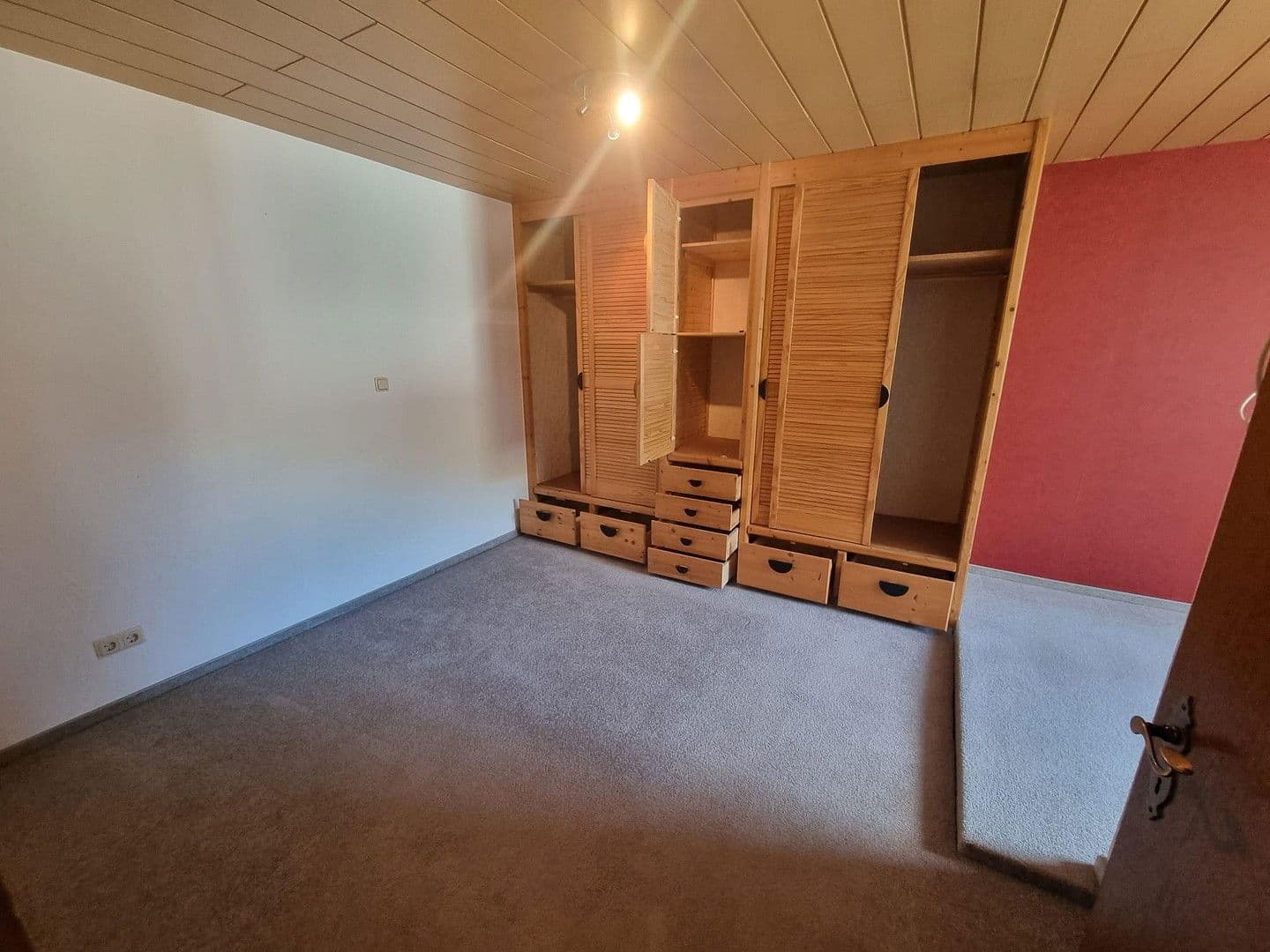 Predaj domu 249 m², pozemek 550 m², Bergstraße 14, Herrstein, Porýnie-Falcko Predaj domu 249 m², pozemek 550 m², Bergstraße 14, Herrstein, Porýnie-Falcko