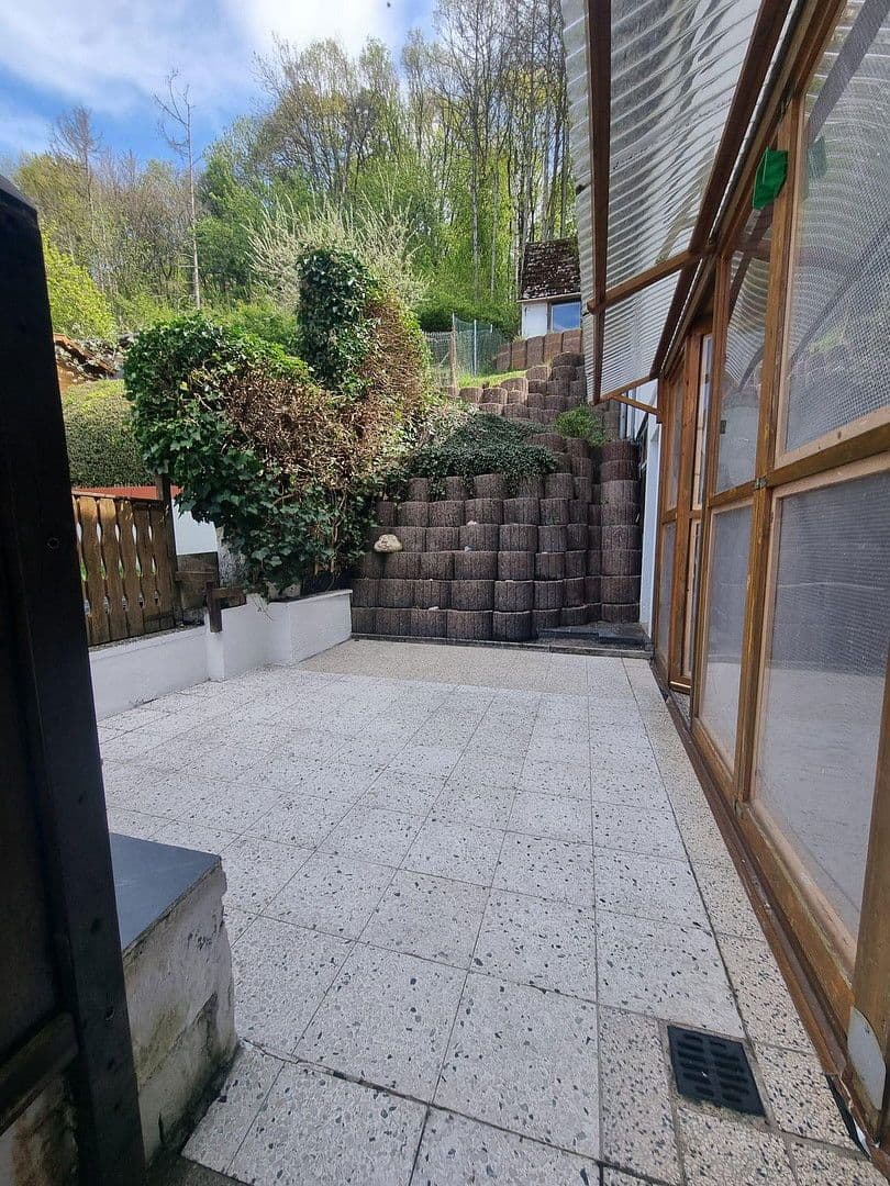 Predaj domu 249 m², pozemek 550 m², Bergstraße 14, Herrstein, Porýnie-Falcko Predaj domu 249 m², pozemek 550 m², Bergstraße 14, Herrstein, Porýnie-Falcko