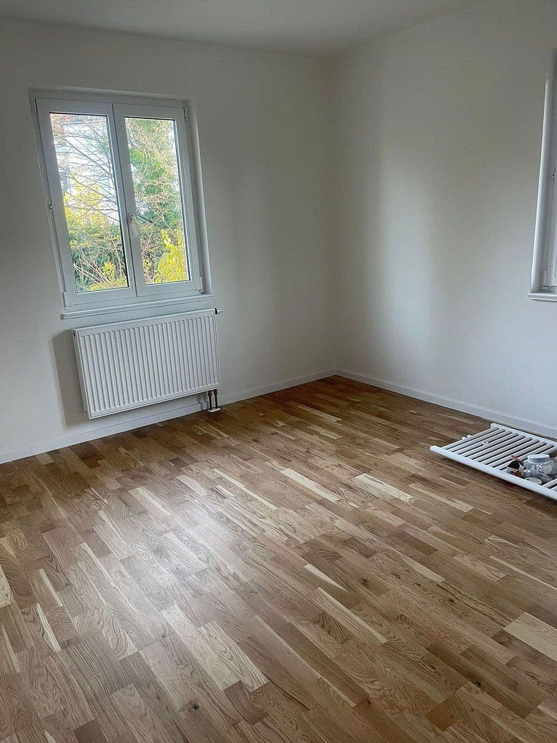 Prenájom bytu 3-izbový 60 m², Eibenweg 7, Stuttgart, Bádensko-Wurttembersko Prenájom bytu 3-izbový 60 m², Eibenweg 7, Stuttgart, Bádensko-Wurttembersko