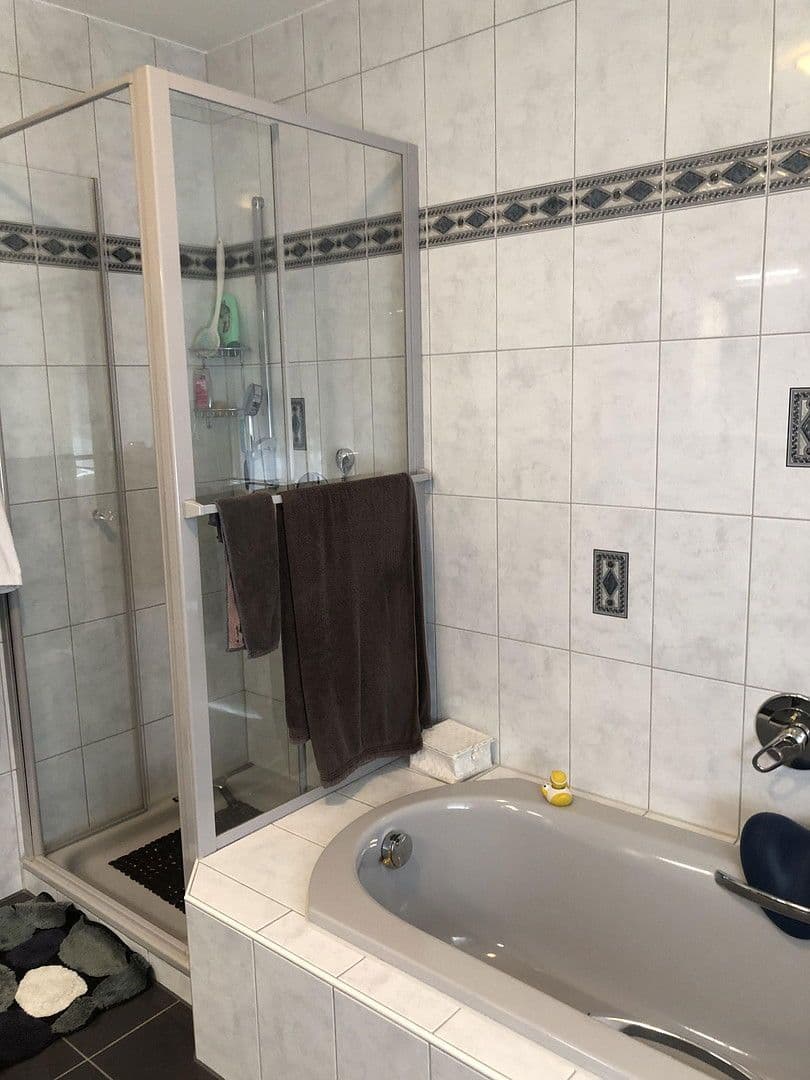 Predaj domu 233 m², pozemek 996 m², Schloßböckelheim, Porýnie-Falcko Predaj domu 233 m², pozemek 996 m², Schloßböckelheim, Porýnie-Falcko