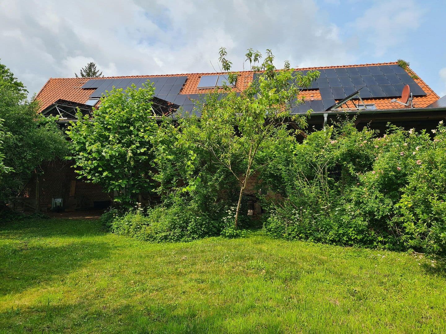 Predaj domu 540 m², pozemek 1.706 m², Lemgow, Dolné Sasko Predaj domu 540 m², pozemek 1.706 m², Lemgow, Dolné Sasko