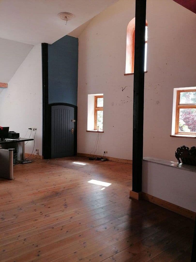 Predaj domu 540 m², pozemek 1.706 m², Lemgow, Dolné Sasko Predaj domu 540 m², pozemek 1.706 m², Lemgow, Dolné Sasko