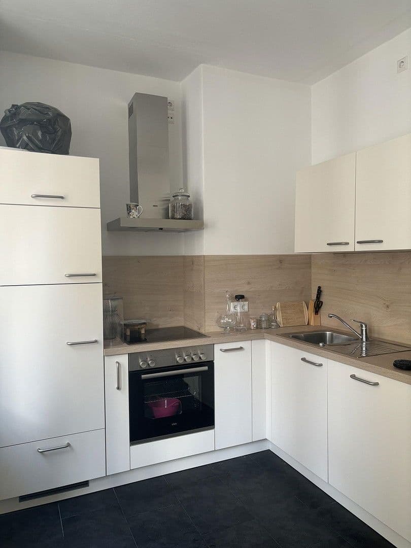 Prenájom kancelárie 75 m², Eberhardstr. 14, Stuttgart, Bádensko-Wurttembersko Prenájom kancelárie 75 m², Eberhardstr. 14, Stuttgart, Bádensko-Wurttembersko