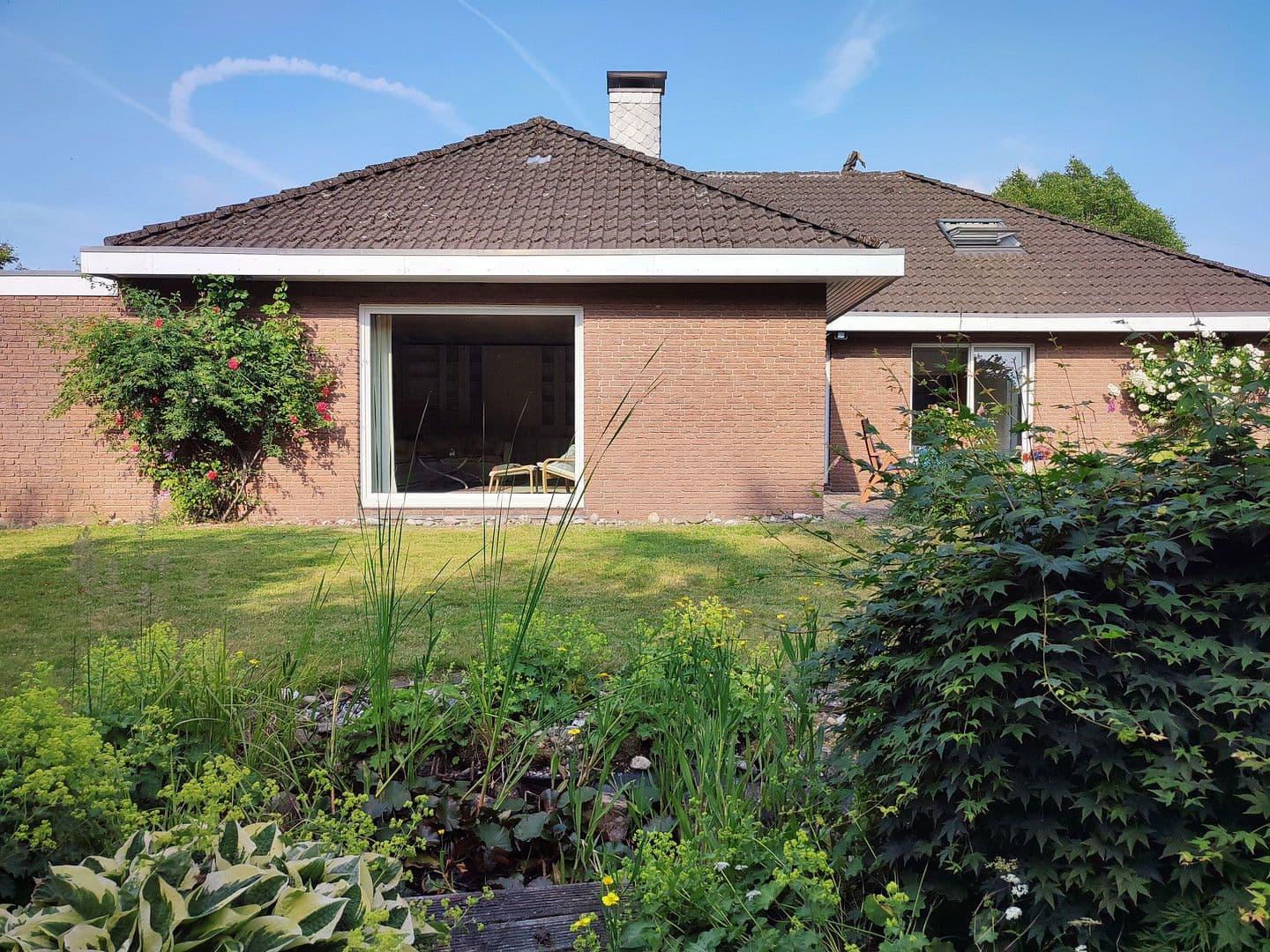 Predaj domu 124 m², pozemek 1.098 m², Husum, Šlezvicko-Holštajnsko Predaj domu 124 m², pozemek 1.098 m², Husum, Šlezvicko-Holštajnsko