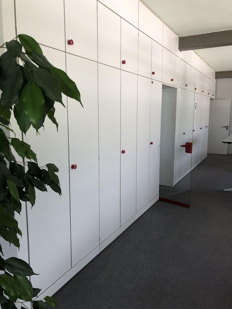 Prenájom kancelárie 1.050 m², Ludwigsburg, Bádensko-Wurttembersko Prenájom kancelárie 1.050 m², Ludwigsburg, Bádensko-Wurttembersko