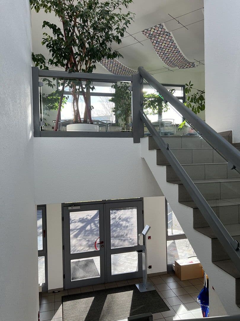 Prenájom kancelárie 1.050 m², Ludwigsburg, Bádensko-Wurttembersko Prenájom kancelárie 1.050 m², Ludwigsburg, Bádensko-Wurttembersko