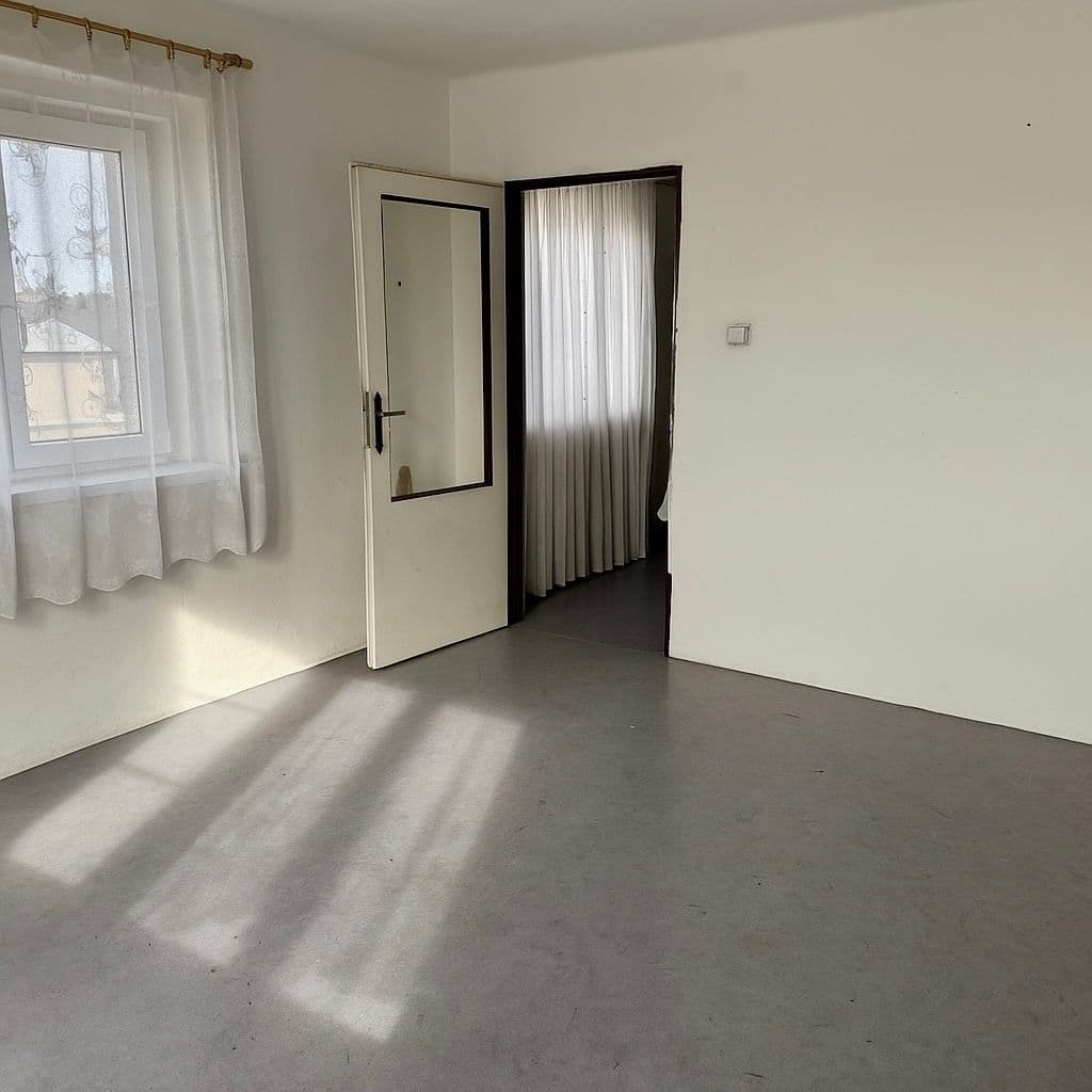 Predaj domu 140 m², pozemek 415 m², Husova, Bakov nad Jizerou, Středočeský kraj Predaj domu 140 m², pozemek 415 m², Husova, Bakov nad Jizerou, Středočeský kraj