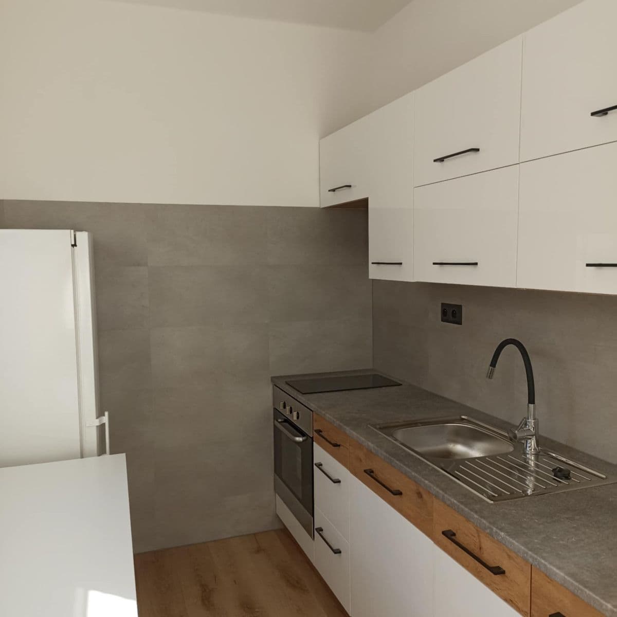 Prenájom bytu 1-izbový 37 m², sídl. Svobody, Prostějov, Olomoucký kraj Prenájom bytu 1-izbový 37 m², sídl. Svobody, Prostějov, Olomoucký kraj