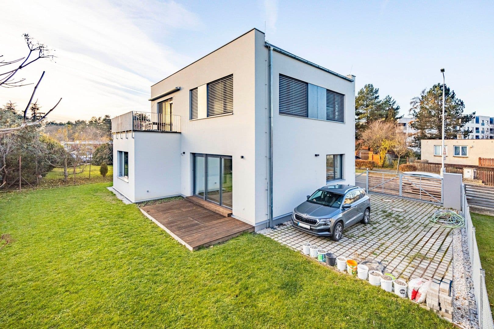 Prenájom bytu 2-izbový 43 m², K dálnici, Praha, Praha Prenájom bytu 2-izbový 43 m², K dálnici, Praha, Praha