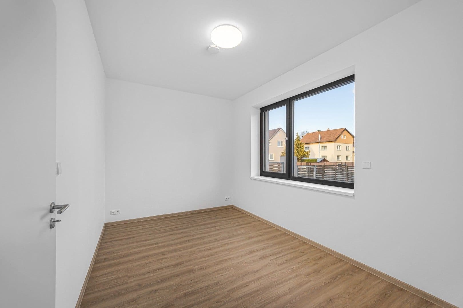 Prenájom bytu 2-izbový 43 m², K dálnici, Praha, Praha Prenájom bytu 2-izbový 43 m², K dálnici, Praha, Praha