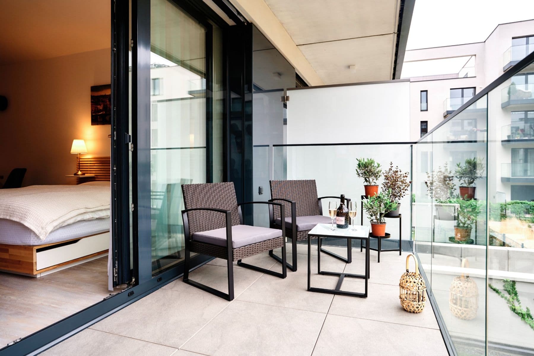 Prenájom bytu 1-izbový 36 m², Šrámkové, Praha, Praha Prenájom bytu 1-izbový 36 m², Šrámkové, Praha, Praha