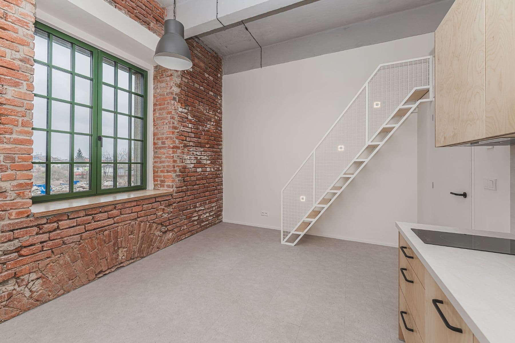 Prenájom bytu 1-izbový 34 m², Pražská třída, Hradec Králové, Královéhradecký kraj Prenájom bytu 1-izbový 34 m², Pražská třída, Hradec Králové, Královéhradecký kraj