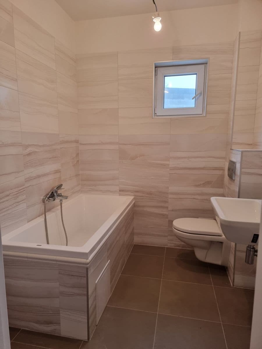 Predaj domu 130 m², pozemek 458 m², Chržín, Středočeský kraj Predaj domu 130 m², pozemek 458 m², Chržín, Středočeský kraj