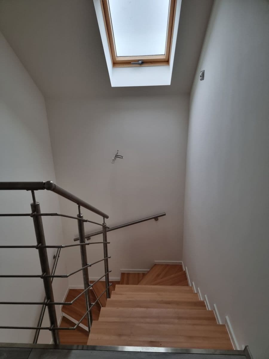 Predaj domu 130 m², pozemek 458 m², Chržín, Středočeský kraj Predaj domu 130 m², pozemek 458 m², Chržín, Středočeský kraj