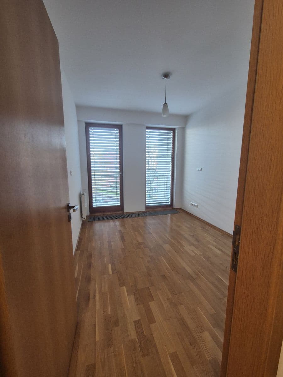 Prenájom bytu 3-izbový 85 m², Brunclíkova, Praha, Praha Prenájom bytu 3-izbový 85 m², Brunclíkova, Praha, Praha