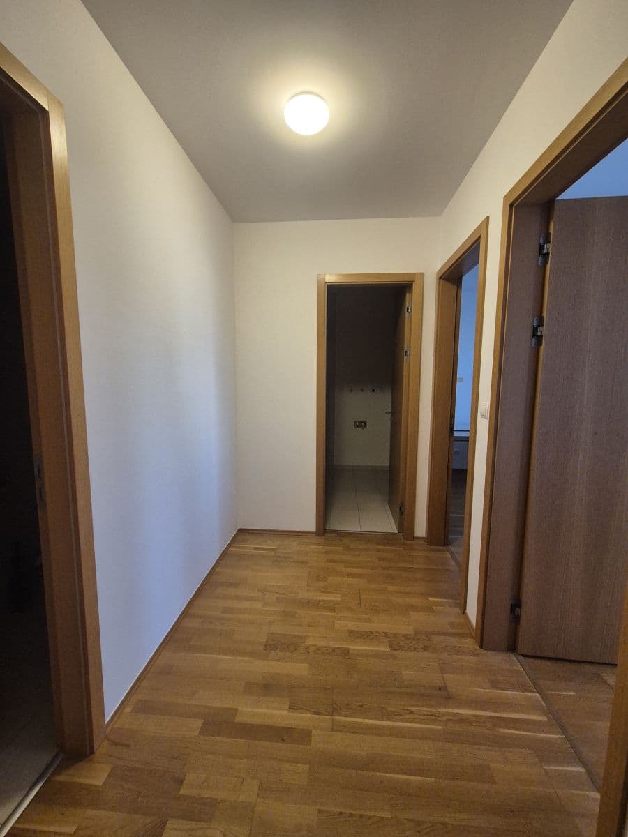 Prenájom bytu 3-izbový 85 m², Brunclíkova, Praha, Praha Prenájom bytu 3-izbový 85 m², Brunclíkova, Praha, Praha