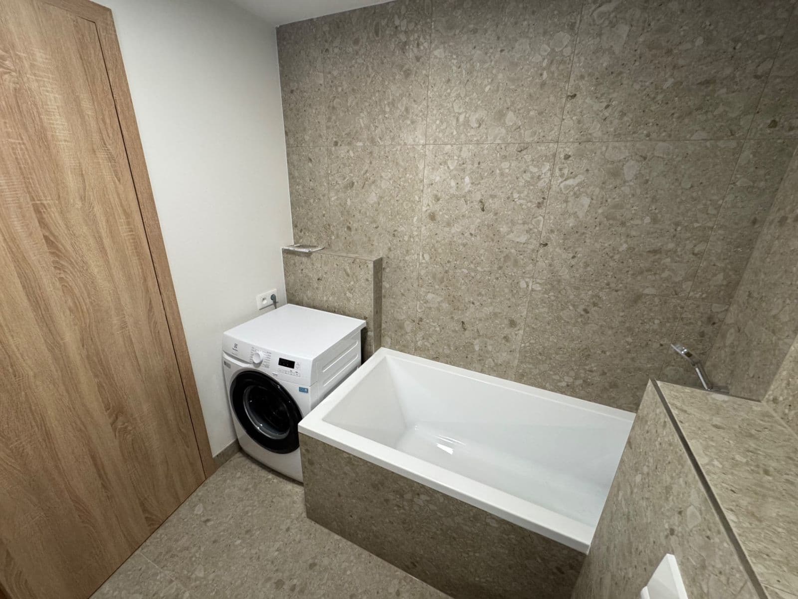 Prenájom bytu 1-izbový 42 m², Dřevčická, Brandýs nad Labem-Stará Boleslav, Středočeský kraj Prenájom bytu 1-izbový 42 m², Dřevčická, Brandýs nad Labem-Stará Boleslav, Středočeský kraj