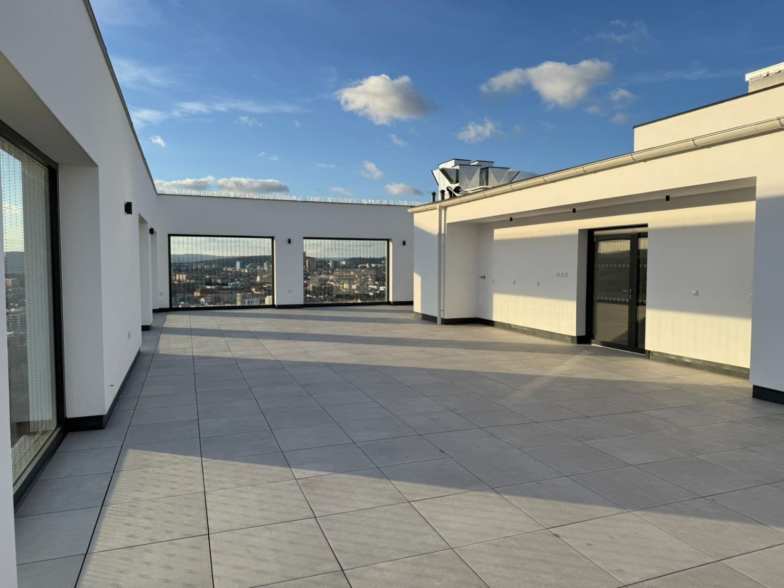 Prenájom bytu 1-izbový 35 m², třída Generála Píky, Brno, Jihomoravský kraj Prenájom bytu 1-izbový 35 m², třída Generála Píky, Brno, Jihomoravský kraj