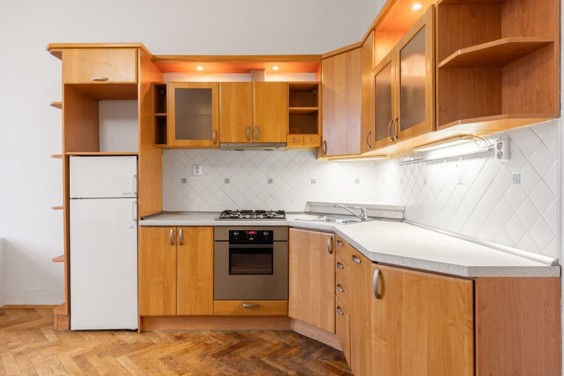 Predaj bytu 2-izbový 55 m², Drahobejlova, Praha, Praha Predaj bytu 2-izbový 55 m², Drahobejlova, Praha, Praha