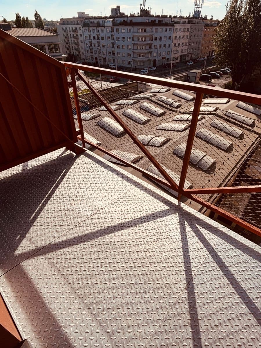 Prenájom bytu 3-izbový 66 m², Kolbenova, Praha, Praha Prenájom bytu 3-izbový 66 m², Kolbenova, Praha, Praha