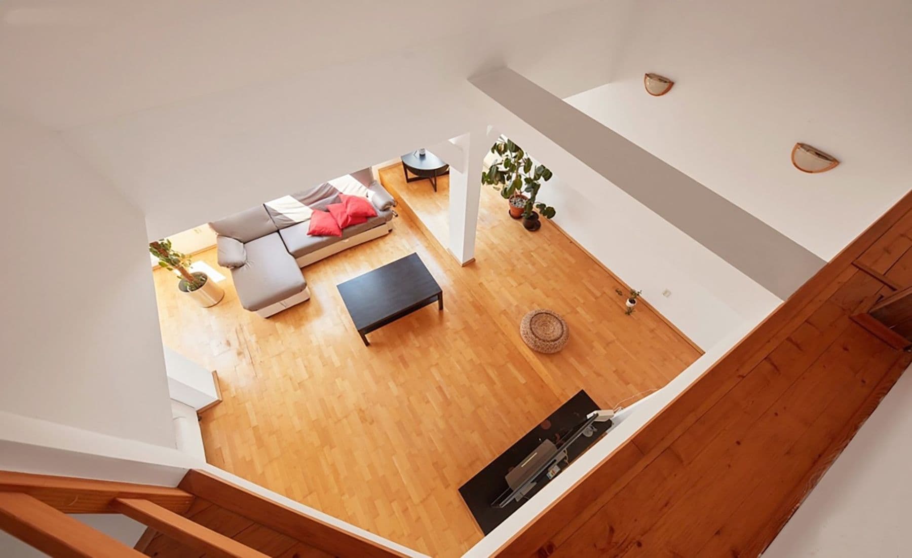 Prenájom bytu 3-izbový 210 m², Mojmírova, Praha, Praha Prenájom bytu 3-izbový 210 m², Mojmírova, Praha, Praha