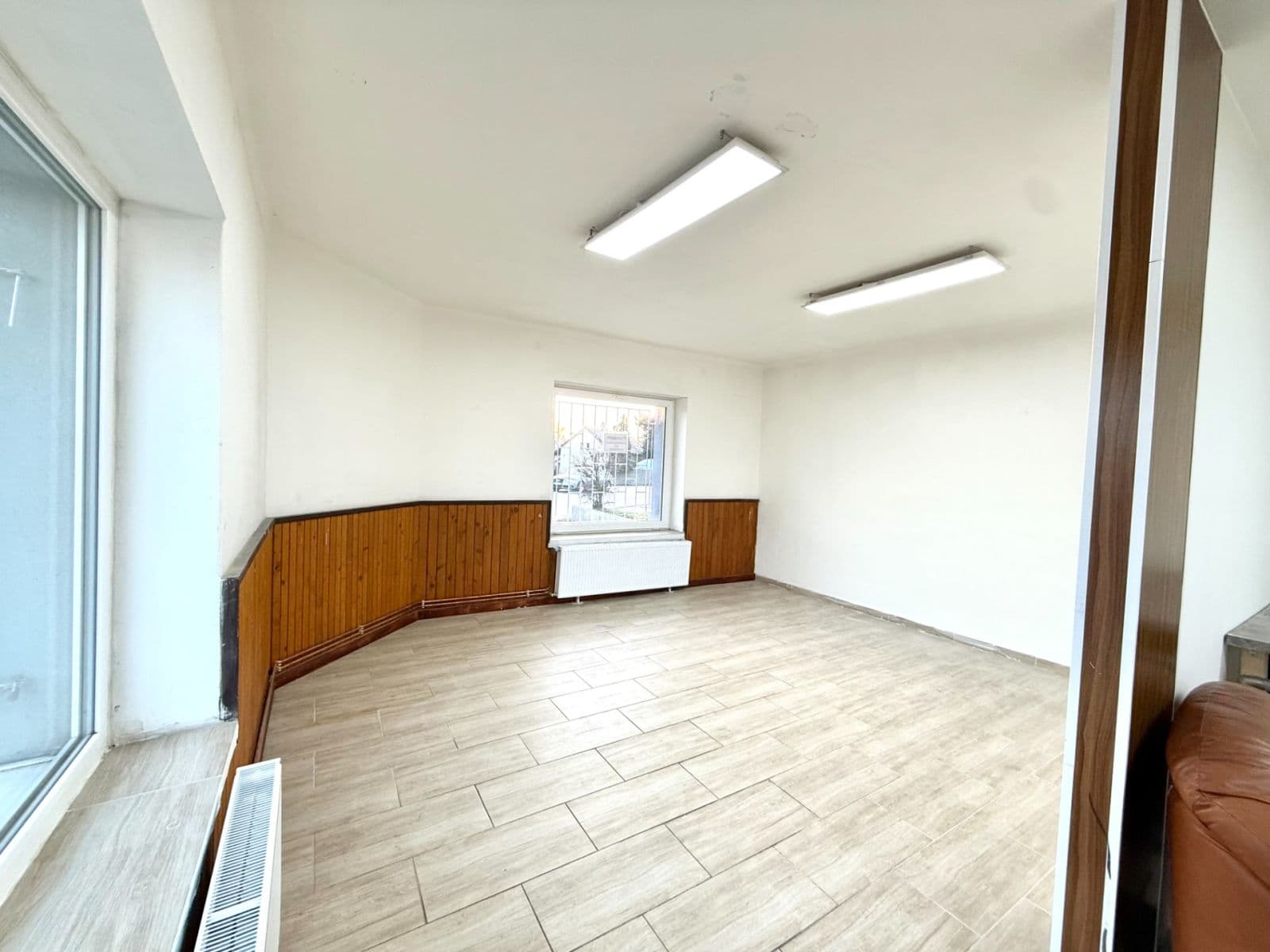 Prenájom domu 140 m², pozemek 50 m², Mělnická, Tišice, Středočeský kraj Prenájom domu 140 m², pozemek 50 m², Mělnická, Tišice, Středočeský kraj