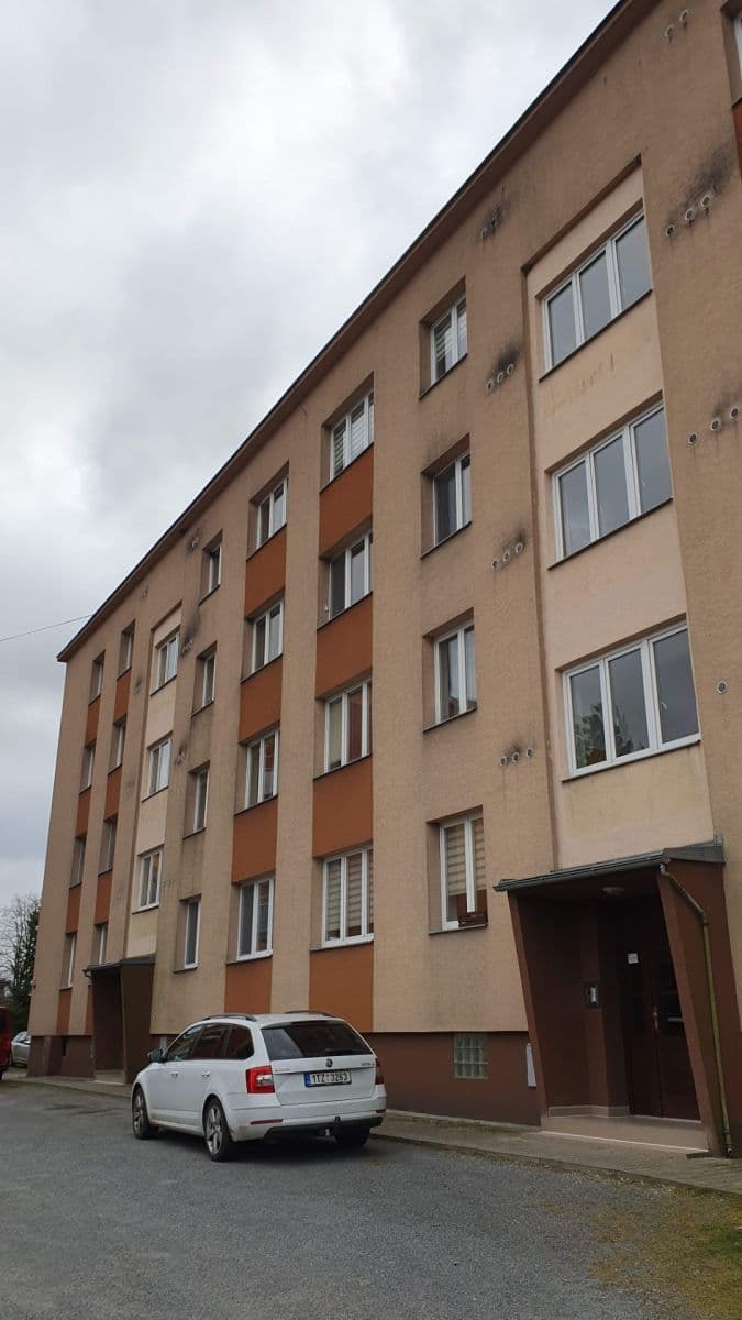 Prenájom bytu 4-izbový 77 m², Komenského, Vítkov, Moravskoslezský kraj Prenájom bytu 4-izbový 77 m², Komenského, Vítkov, Moravskoslezský kraj